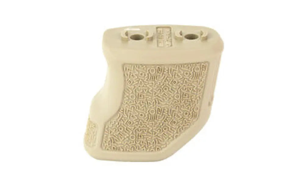 Dfco Tiger Claw Fore Grip Fde Buy at Faith and Freedom Outdoors - Grips - Grip