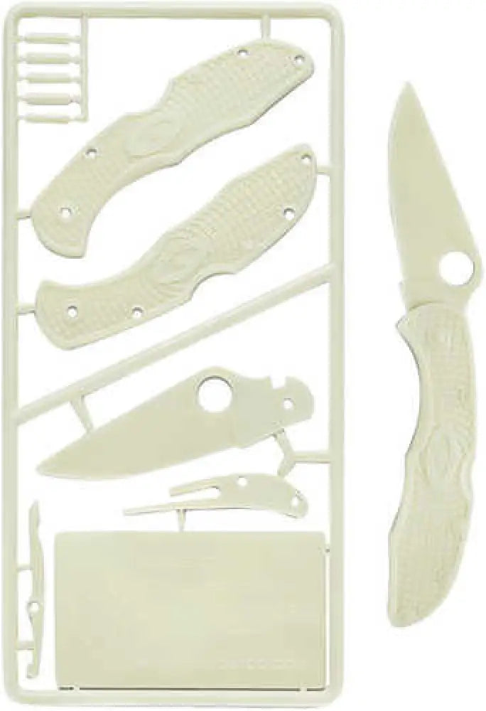 Spyderco Plkit1 Delica 4 Plastic Kit for Children Ages 7+ Glow-in-the-dark