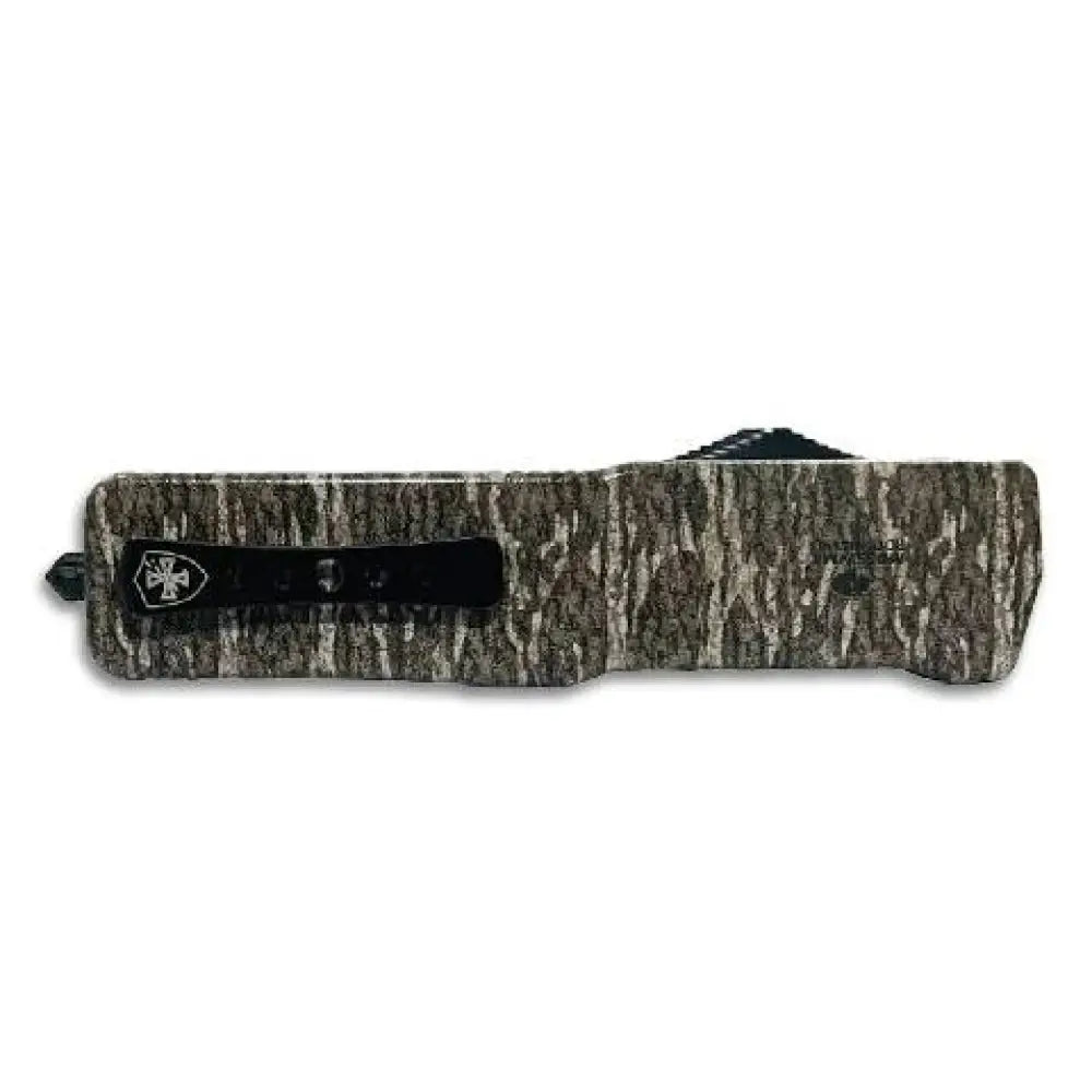 Templar Knife Knives Premium Large 3-1/2’’ D2 Tanto Blade Mossy Oak Bottomland Buy at Faith and Freedom Outdoors